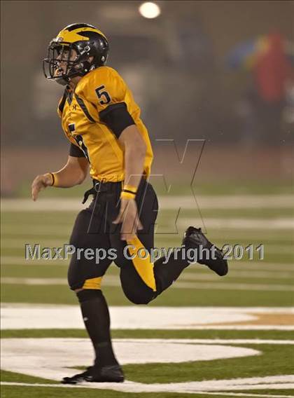 Thumbnail 2 in Del Oro vs. Oakdale (CIF SJS D3 Final) photogallery.