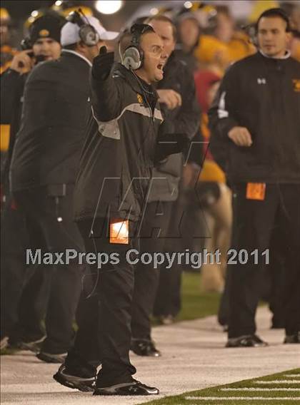 Thumbnail 3 in Del Oro vs. Oakdale (CIF SJS D3 Final) photogallery.