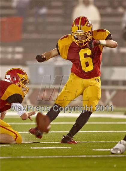 Thumbnail 2 in Del Oro vs. Oakdale (CIF SJS D3 Final) photogallery.
