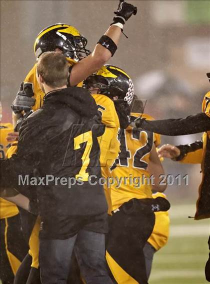 Thumbnail 2 in Del Oro vs. Oakdale (CIF SJS D3 Final) photogallery.
