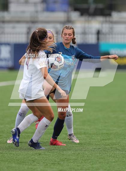 Thumbnail 1 in Evergreen vs. Holy Family (CHSAA 4A Championship) photogallery.