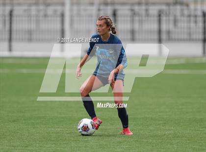 Thumbnail 1 in Evergreen vs. Holy Family (CHSAA 4A Championship) photogallery.