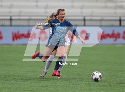 Thumbnail 2 in Evergreen vs. Holy Family (CHSAA 4A Championship) photogallery.