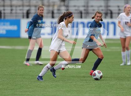Thumbnail 1 in Evergreen vs. Holy Family (CHSAA 4A Championship) photogallery.