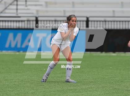 Thumbnail 2 in Evergreen vs. Holy Family (CHSAA 4A Championship) photogallery.