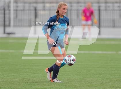 Thumbnail 1 in Evergreen vs. Holy Family (CHSAA 4A Championship) photogallery.