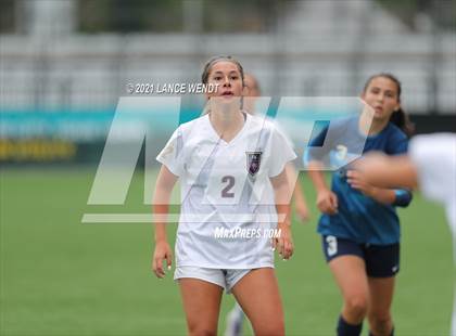 Thumbnail 2 in Evergreen vs. Holy Family (CHSAA 4A Championship) photogallery.