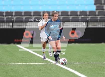 Thumbnail 2 in Evergreen vs. Holy Family (CHSAA 4A Championship) photogallery.