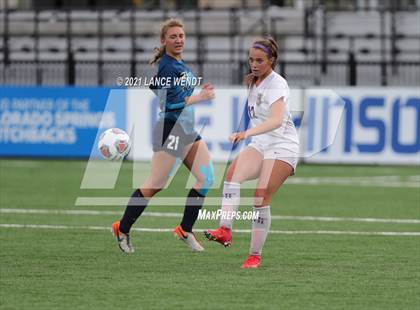 Thumbnail 1 in Evergreen vs. Holy Family (CHSAA 4A Championship) photogallery.