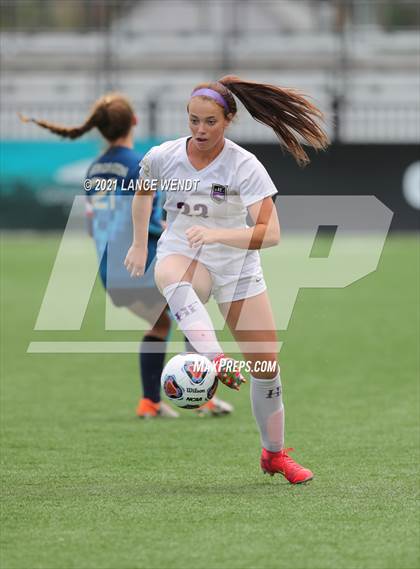 Thumbnail 3 in Evergreen vs. Holy Family (CHSAA 4A Championship) photogallery.