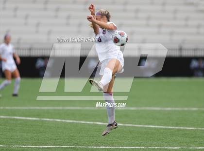 Thumbnail 2 in Evergreen vs. Holy Family (CHSAA 4A Championship) photogallery.