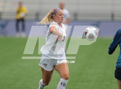 Thumbnail 2 in Evergreen vs. Holy Family (CHSAA 4A Championship) photogallery.