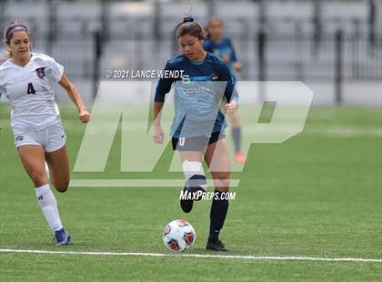 Thumbnail 3 in Evergreen vs. Holy Family (CHSAA 4A Championship) photogallery.