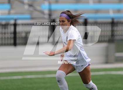 Thumbnail 1 in Evergreen vs. Holy Family (CHSAA 4A Championship) photogallery.