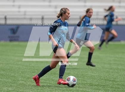 Thumbnail 3 in Evergreen vs. Holy Family (CHSAA 4A Championship) photogallery.