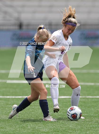 Thumbnail 1 in Evergreen vs. Holy Family (CHSAA 4A Championship) photogallery.