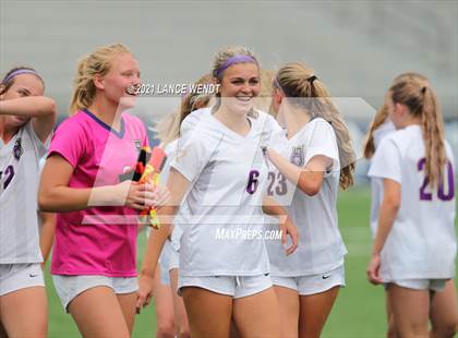 Thumbnail 3 in Evergreen vs. Holy Family (CHSAA 4A Championship) photogallery.