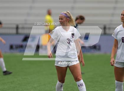 Thumbnail 2 in Evergreen vs. Holy Family (CHSAA 4A Championship) photogallery.