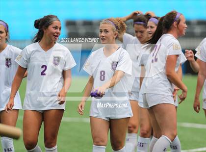 Thumbnail 2 in Evergreen vs. Holy Family (CHSAA 4A Championship) photogallery.