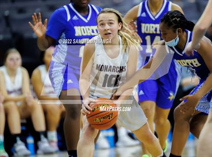Thumbnail 3 in Papillion-LaVista vs. Omaha North photogallery.