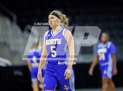 Thumbnail 1 in Papillion-LaVista vs. Omaha North photogallery.