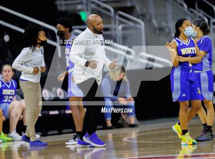 Thumbnail 3 in Papillion-LaVista vs. Omaha North photogallery.