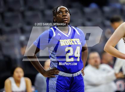 Thumbnail 3 in Papillion-LaVista vs. Omaha North photogallery.