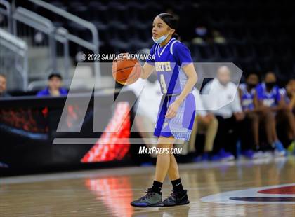 Thumbnail 2 in Papillion-LaVista vs. Omaha North photogallery.