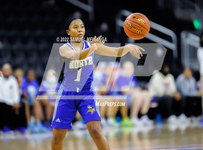 Thumbnail 1 in Papillion-LaVista vs. Omaha North photogallery.