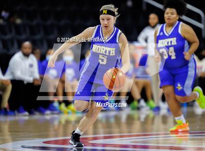Thumbnail 2 in Papillion-LaVista vs. Omaha North photogallery.