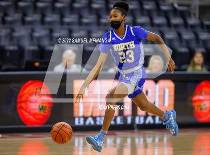 Thumbnail 3 in Papillion-LaVista vs. Omaha North photogallery.