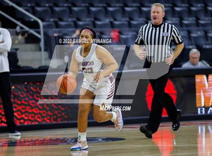Thumbnail 2 in Papillion-LaVista vs. Omaha North photogallery.