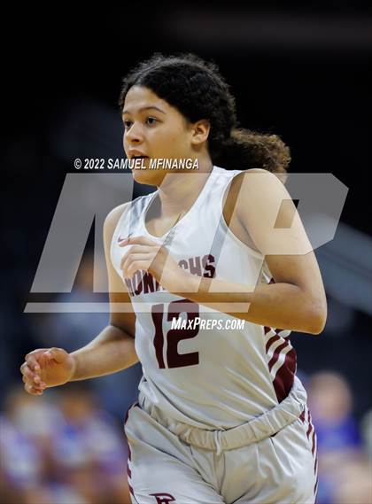 Thumbnail 2 in Papillion-LaVista vs. Omaha North photogallery.