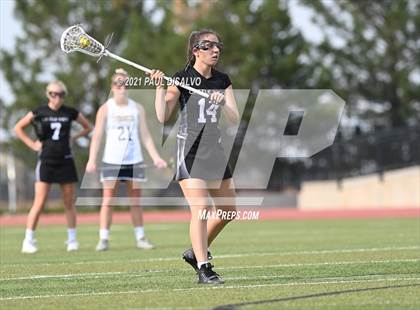Thumbnail 2 in Evergreen vs. Castle View (CHSAA 4A State Final) photogallery.