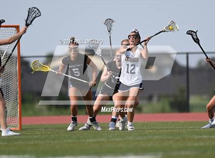 Thumbnail 3 in Evergreen vs. Castle View (CHSAA 4A State Final) photogallery.