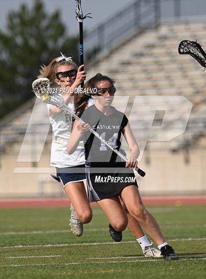 Thumbnail 3 in Evergreen vs. Castle View (CHSAA 4A State Final) photogallery.