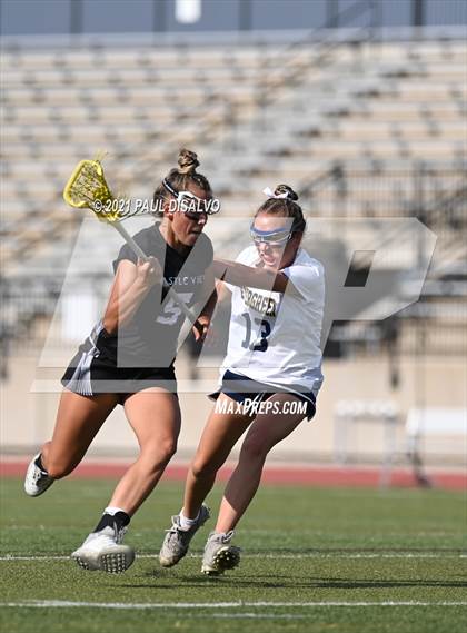 Thumbnail 3 in Evergreen vs. Castle View (CHSAA 4A State Final) photogallery.