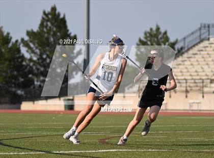 Thumbnail 2 in Evergreen vs. Castle View (CHSAA 4A State Final) photogallery.