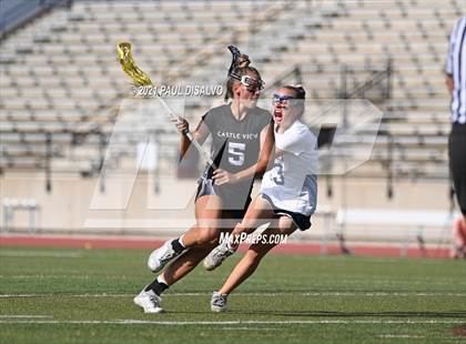 Thumbnail 2 in Evergreen vs. Castle View (CHSAA 4A State Final) photogallery.