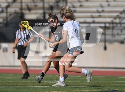 Thumbnail 2 in Evergreen vs. Castle View (CHSAA 4A State Final) photogallery.