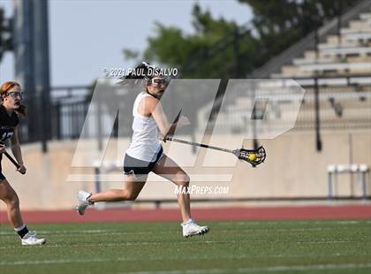 Thumbnail 2 in Evergreen vs. Castle View (CHSAA 4A State Final) photogallery.