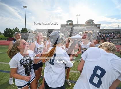 Thumbnail 2 in Evergreen vs. Castle View (CHSAA 4A State Final) photogallery.