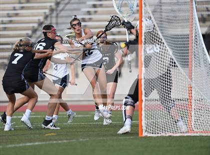 Thumbnail 2 in Evergreen vs. Castle View (CHSAA 4A State Final) photogallery.