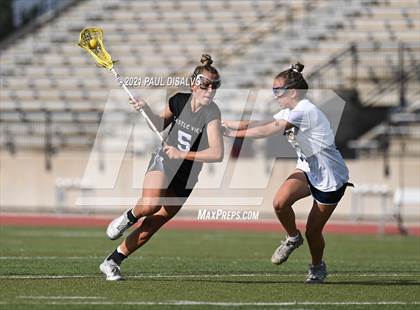 Thumbnail 1 in Evergreen vs. Castle View (CHSAA 4A State Final) photogallery.