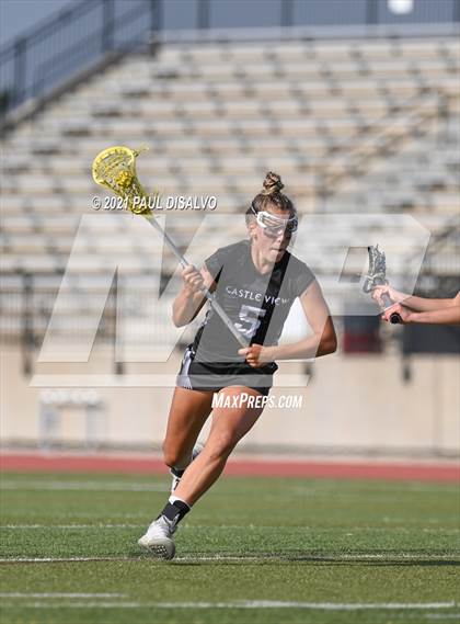 Thumbnail 2 in Evergreen vs. Castle View (CHSAA 4A State Final) photogallery.