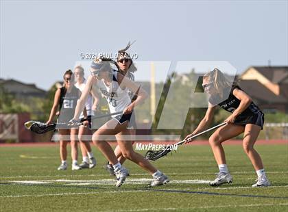 Thumbnail 2 in Evergreen vs. Castle View (CHSAA 4A State Final) photogallery.