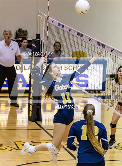Thumbnail 2 in Tampa Catholic @ Land O' Lakes photogallery.