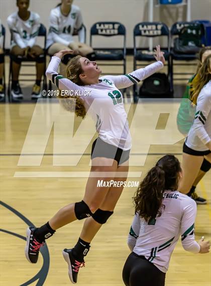 Thumbnail 1 in Tampa Catholic @ Land O' Lakes photogallery.