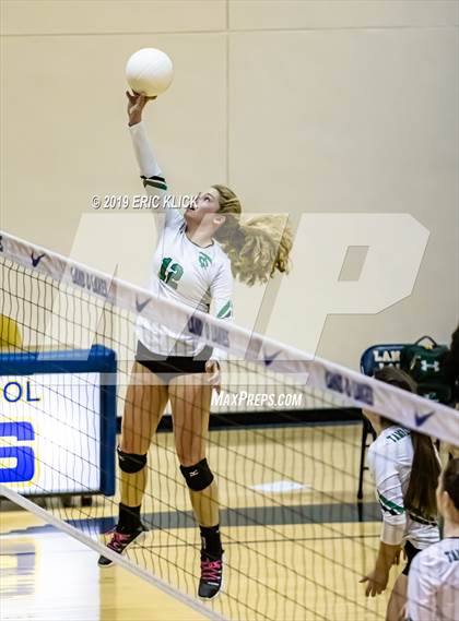 Thumbnail 1 in Tampa Catholic @ Land O' Lakes photogallery.
