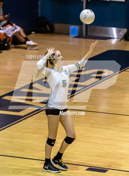 Thumbnail 1 in Tampa Catholic @ Land O' Lakes photogallery.